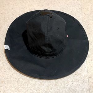 Herschel wide brim rambler sun hat